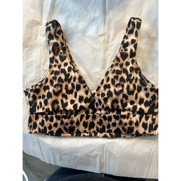 Victoria’s Secret leopard print bralette sports bra, size L - Picture 6 of 7